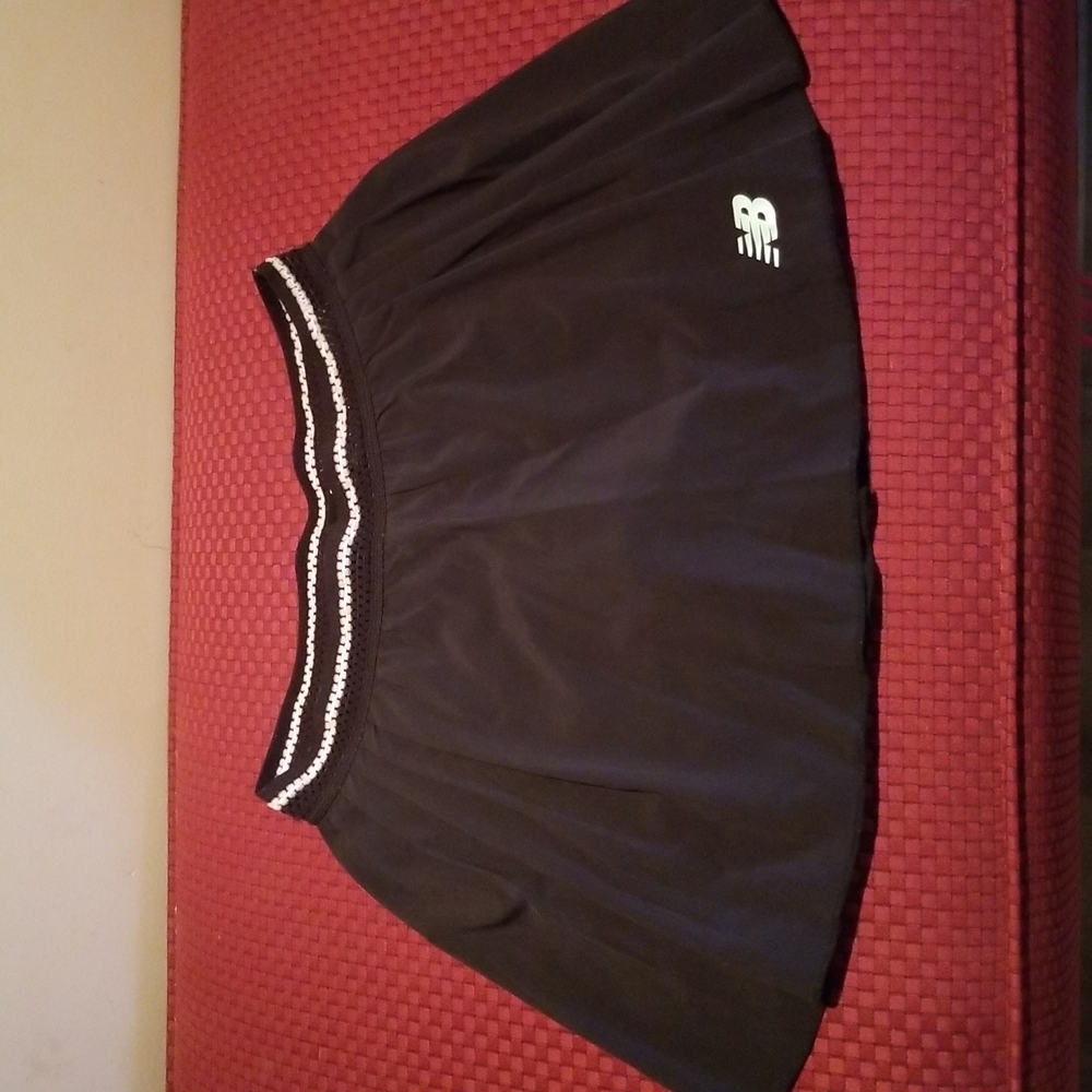 XS New Balance Dry Black Tennis Skort Skirt Pleated Elastic Mesh Waistband
